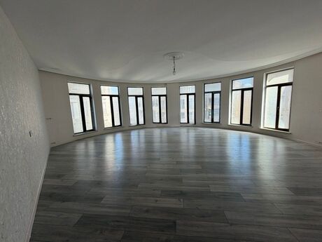 Объявление №6429966 - Баку, м. Шах Исмаил Хатаи, 3-комн., 155 м²