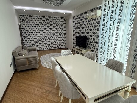Kirayə 3 otaqlı mənzil, 120 m², 28 May: 1 500 ₼/ay 3