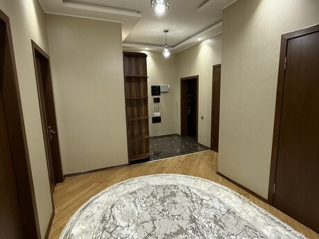 Kirayə 3 otaqlı mənzil, 120 m², 28 May: 1 500 ₼/ay 4
