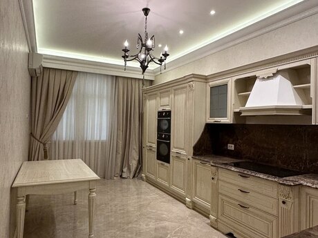 4 otaqlı mənzil, 205 m², Renessans Palace: 1 050 000 ₼ 3