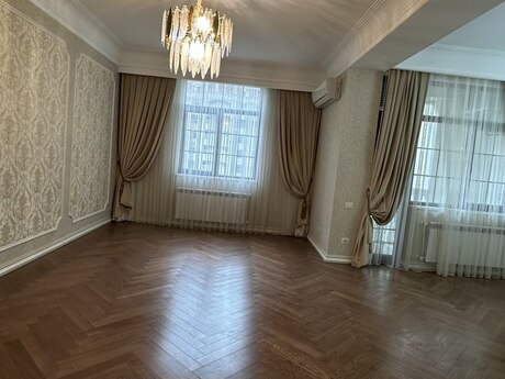 4 otaqlı mənzil, 205 m², Renessans Palace: 1 050 000 ₼ 2
