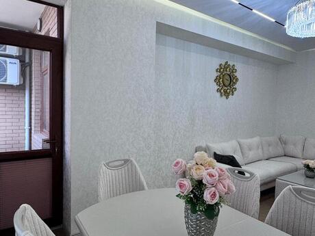 3 otaqlı mənzil, 108 m², 28 May: 430 000 ₼ 4