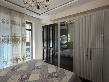 Аренда: 4-комнатная квартира, 150 м², Elmlər Akademiyası: 1 800 ₼/мес 5