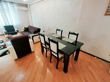 Kirayə 3 otaqlı mənzil, 125 m², 28 May: 1 500 ₼/ay 4