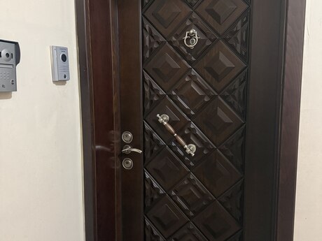 3 rooms · 138 m² · floor 15/18, 7-ci mikrorayon
