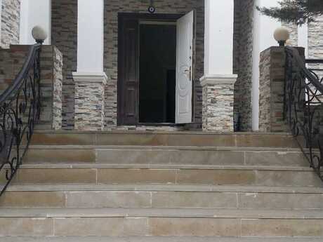 6 otaqlı həyət evi, 300 m², Sabunçu: 450 000 ₼ 2