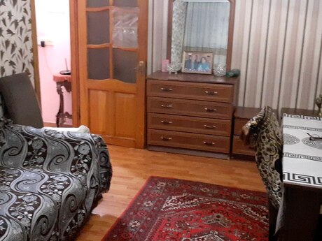 3-room apartment for rent, 120 m², Azadlıq Prospekti: 100 ₼/mo 2