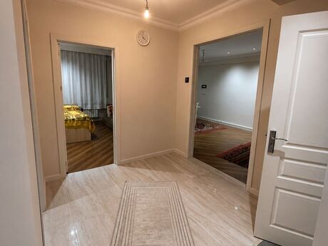 Kirayə 3 otaqlı mənzil, 110 m², İnşaatçılar: 690 ₼/ay 2