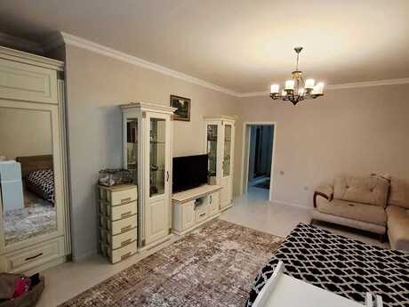 1-комнатная квартира, 68 м², Həzi Aslanov: 155 000 ₼ 2