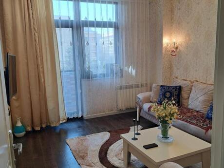 Elan №6430394 - Bakı, Nəsimi r., 2 otaqlı, 69 m², 4/21 mərtəbə