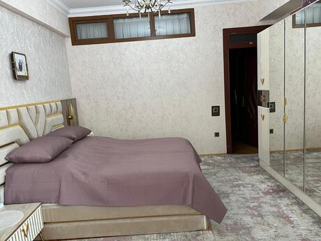 4-комнатная квартира, 140 м², Əhmədli: 280 000 ₼ 4