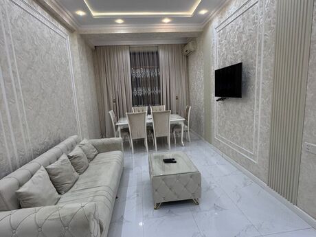 Kirayə 2 otaqlı mənzil, 70 m², 28 May: 1 000 ₼/ay 2