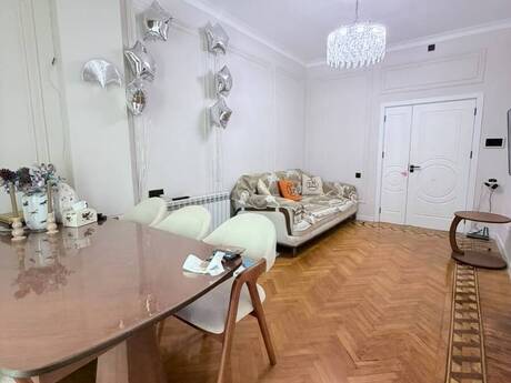 Объявление №6430651 - Баку, м. Низами, 3-комн., 100 м², 2/6 этаж