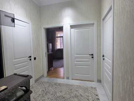 2-room apartment for rent, 46 m², 8 Noyabr: 700 ₼/mo 3
