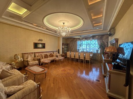 4 rooms · 180 m² · floor 17/18, Gənclik