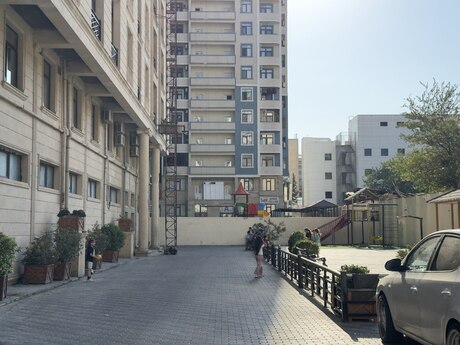 Elan №6430593 - Bakı, Nərimanov r., 3 otaqlı, 217 m², 11/17 mərtəbə
