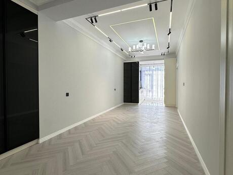 3 otaq · 73 m² · 5/10 mərtəbə, Bakıxanov