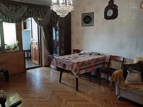 Elan №6430646 - Bakı, Bakıxanov q., 3 otaqlı, 80 m², 3/5 mərtəbə