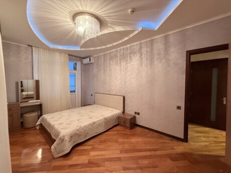 Kirayə 2 otaqlı mənzil, 103 m², Şah İsmayıl Xətai: 1 000 ₼/ay 4