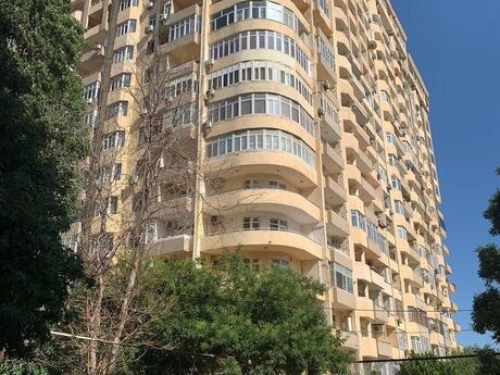 Elan №6430584 - Bakı, Nizami m., 4 otaqlı, 200 m², 18/19 mərtəbə
