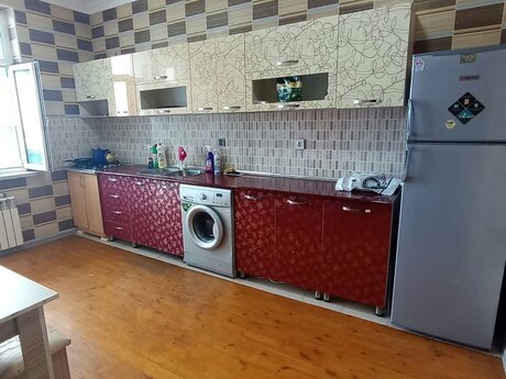 Kirayə 3 otaqlı mənzil, 130 m², İnşaatçılar: 750 ₼/ay 3