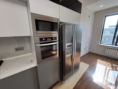 3 otaqlı mənzil, 110 m², 28 May: 335 000 ₼ 5