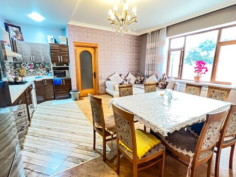 9 otaqlı həyət evi, 300 m², Bakıxanov: 359 000 ₼ 5