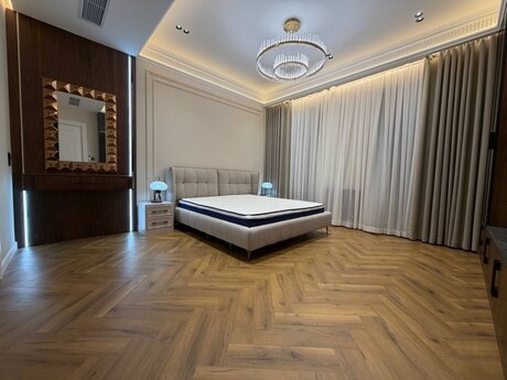 Kirayə 4 otaqlı mənzil, 180 m², Nizami: 3 500 ₼/ay 5