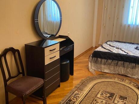 Kirayə 3 otaqlı mənzil, 130 m², Nəriman Nərimanov: 1 000 ₼/ay 4