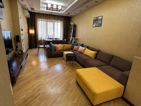 Elan №6430738 - Bakı, Nizami m., 3 otaqlı, 117 m², 12/17 mərtəbə