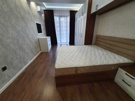 Kirayə 2 otaqlı mənzil, 80 m², Şah İsmayıl Xətai: 1 700 ₼/ay 4