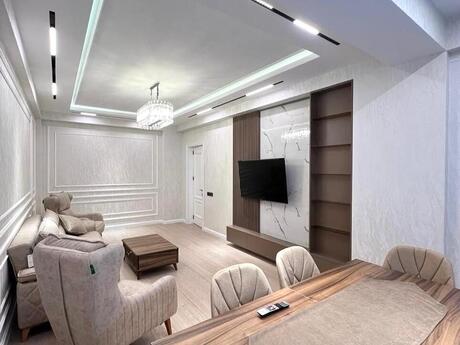 Аренда: 2-комнатная квартира, 80 м², Elmlər Akademiyası: 1 100 ₼/мес 2