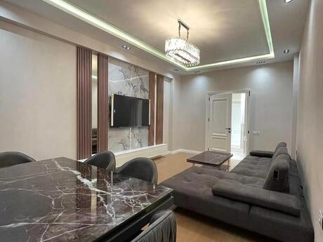Elan №6431447 - Bakı, Elmlər Akademiyası m., 3 otaqlı, 145 m², 9/15 mərtəbə