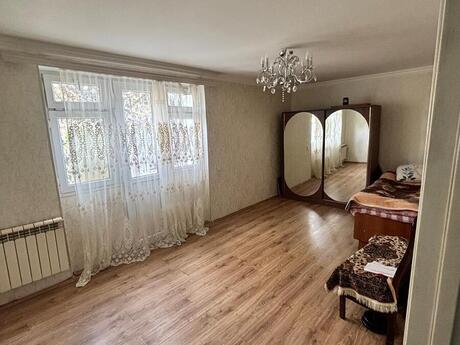 4 otaqlı mənzil, 105 m², Neftçilər: 240 000 ₼ 4