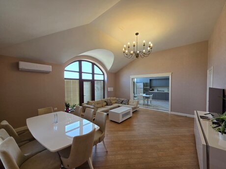 Kirayə 3 otaqlı mənzil, 164 m², Nizami: 1 500 ₼/ay 2