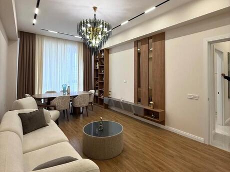 Kirayə 2 otaqlı mənzil, 80 m², Şah İsmayıl Xətai: 1 100 ₼/ay 4