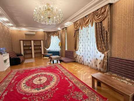 Elan №6430932 - Bakı, Gənclik m., 7 otaqlı, 300 m², 3/3 mərtəbə