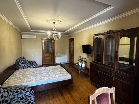 Аренда: 3-комнатная квартира, 100 м², Azadlıq Prospekti: 170 ₼/мес 4