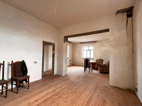 9 otaqlı həyət evi, 300 m², Fatmayı: 183 000 ₼ 3