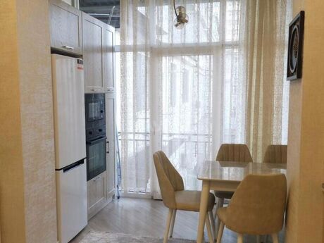 Kirayə 2 otaqlı mənzil, 70 m², Sahil: 1 500 ₼/ay 2