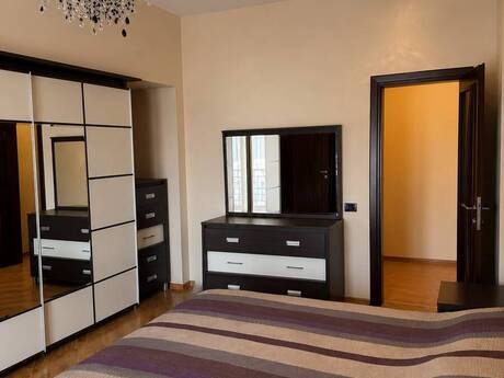 Elan №6430959 - Bakı, Həzi Aslanov m., 3 otaqlı, 148 m², 11/17 mərtəbə
