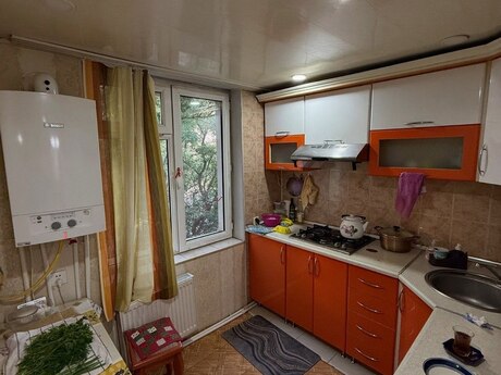 Elan №6430952 - Bakı, Elmlər Akademiyası m., 3 otaqlı, 75 m², 3/5 mərtəbə
