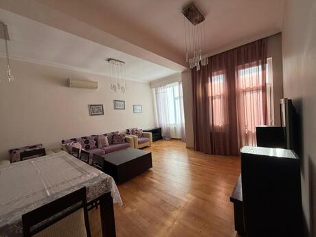 Объявление №6431104 - Баку, м. Элмляр Академиясы, 4-комн., 140 м², 5/18 этаж