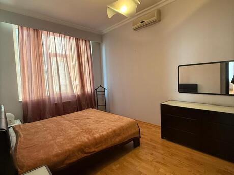 4-room apartment for rent, 140 m², Elmlər Akademiyası: 1 200 ₼/mo 5