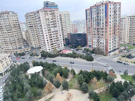 Kirayə 4 otaqlı mənzil, 130 m², Elmlər Akademiyası: 2 500 ₼/ay 3