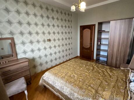 3-room apartment for rent, 108 m², 7-ci mikrorayon: 900 ₼/mo 4