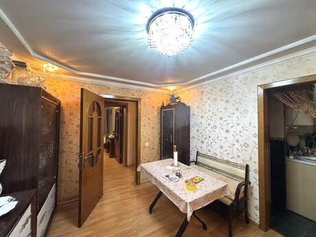 3-room apartment, 90 m², Neftçilər: 180 000 ₼ 5