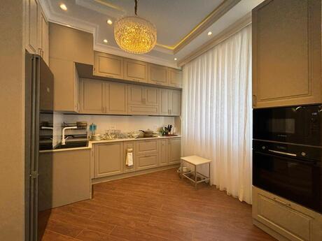 Kirayə 3 otaqlı mənzil, 120 m², Ağ şəhər: 2 800 ₼/ay 5