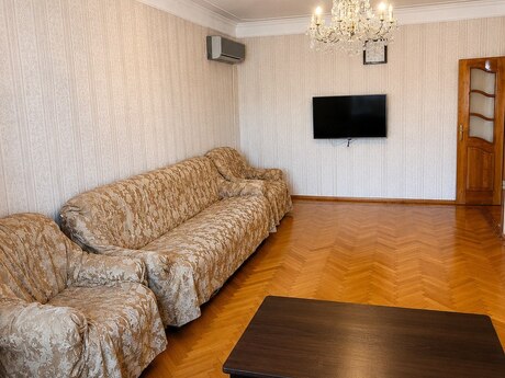 3 otaqlı mənzil, 90 m², Nərimanov: 255 000 ₼ 2