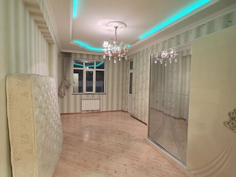 3 otaqlı mənzil, 138 m², 20 Yanvar: 260 000 ₼ 3